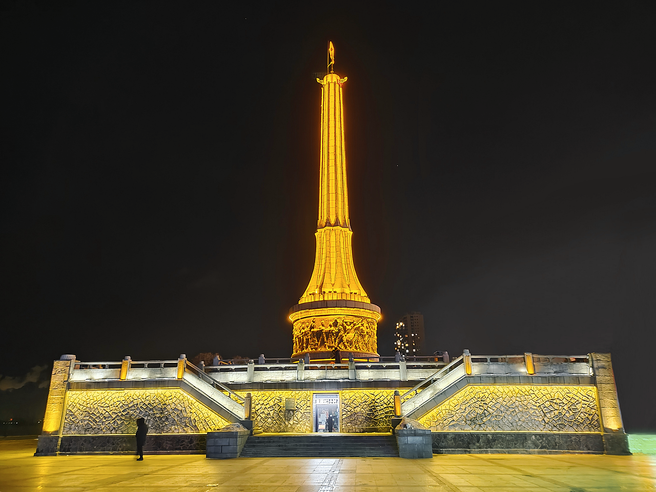 《夜色阑珊》-手机摄影（图ZMzMyOTA2NzQ0） - 环境/建筑摄影 - 站酷设计师一只小喵喵呢原创素材 - 站酷ZCOOL