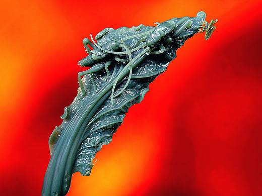 和田玉雕刻艺术品蝈蝈