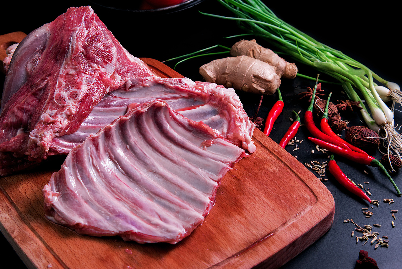 一组生羊肉的拍摄