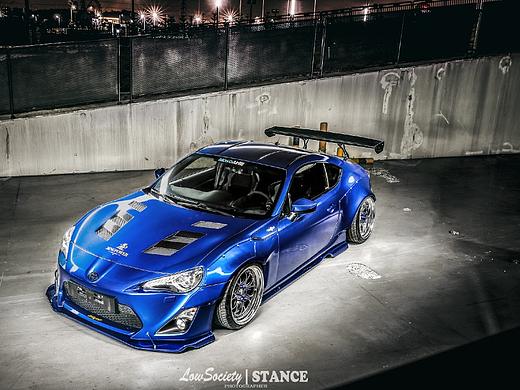 原创《BRZ三折页》2.0