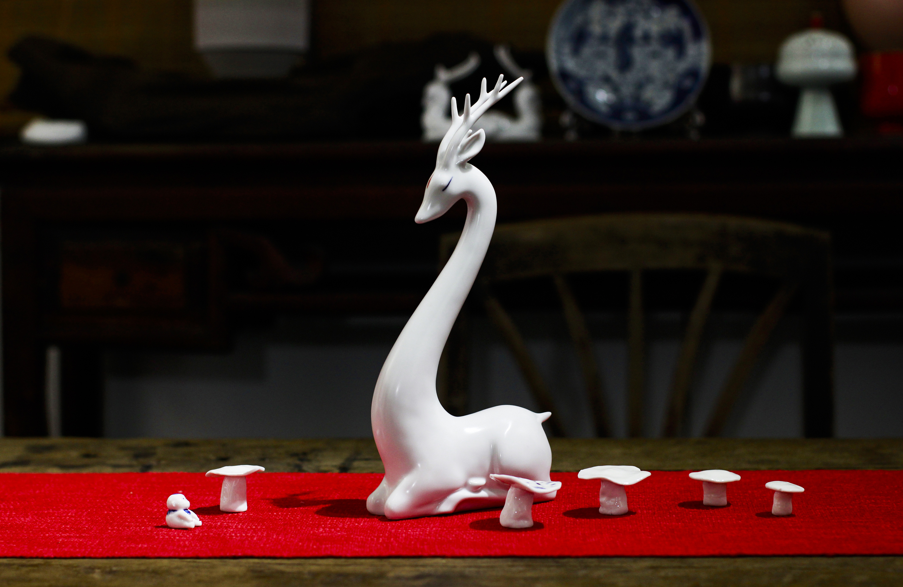 《一鹿相随》陶瓷摆件伴手礼设计