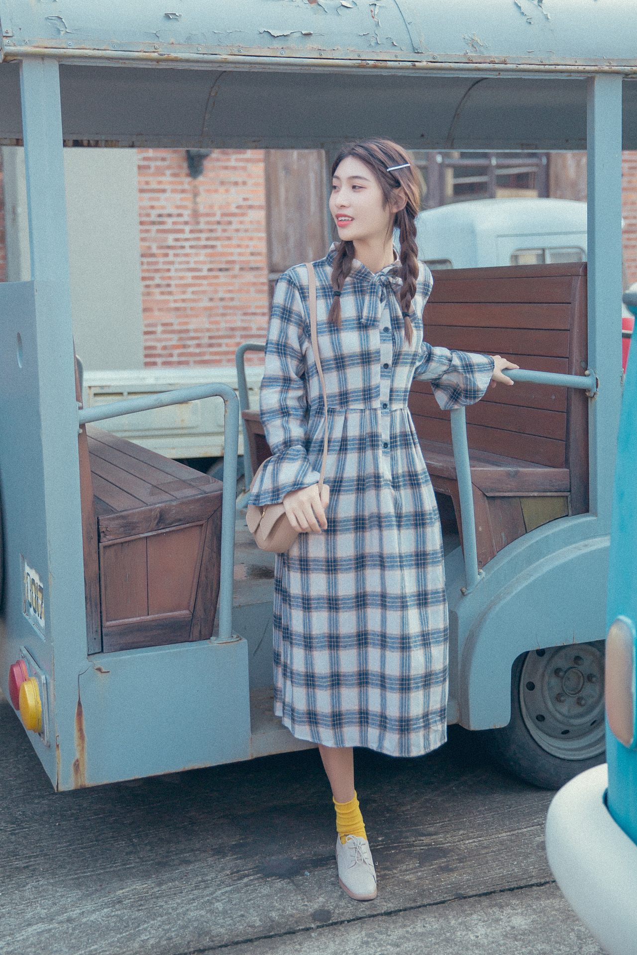 港风·时光是个旧美人（图ZMTM4ODkwNDky） - 人像摄影 - 站酷设计师阿曼特原创素材 - 站酷ZCOOL