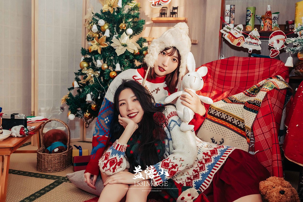 网红圣诞双胞胎姐妹
