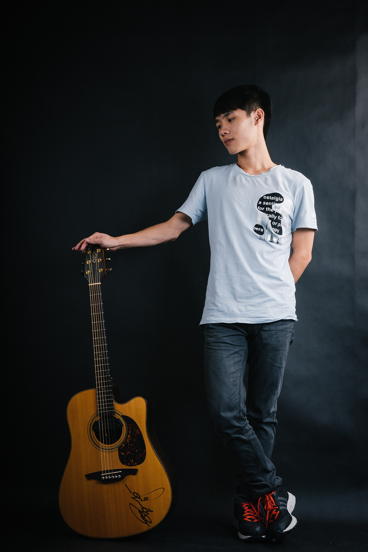 棚拍人像吉他手