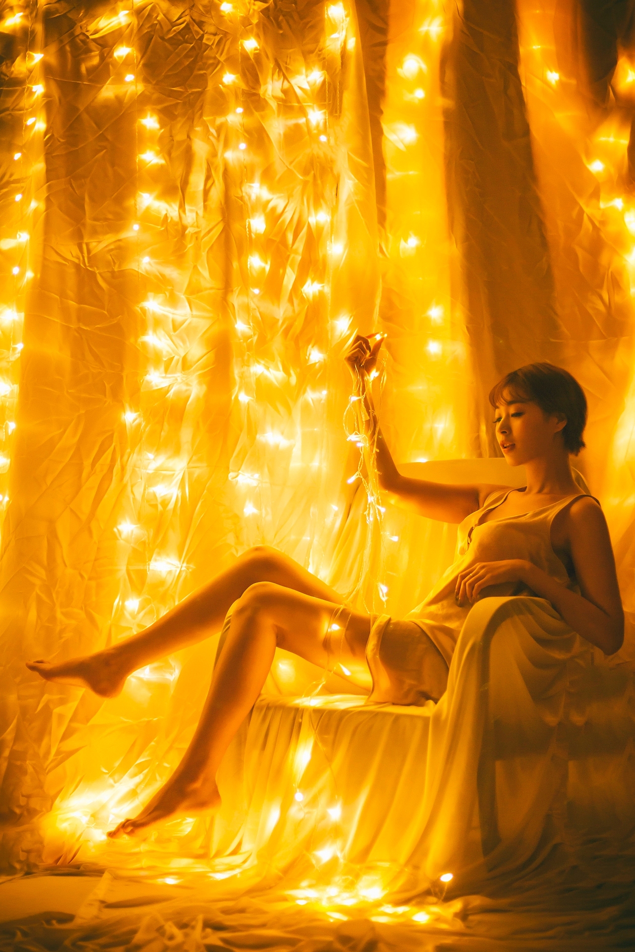 攒起那些个微弱的灯光（图ZMTAxNDU0MjQ0） - 人像摄影 - 站酷设计师划痕叔叔原创素材 - 站酷ZCOOL