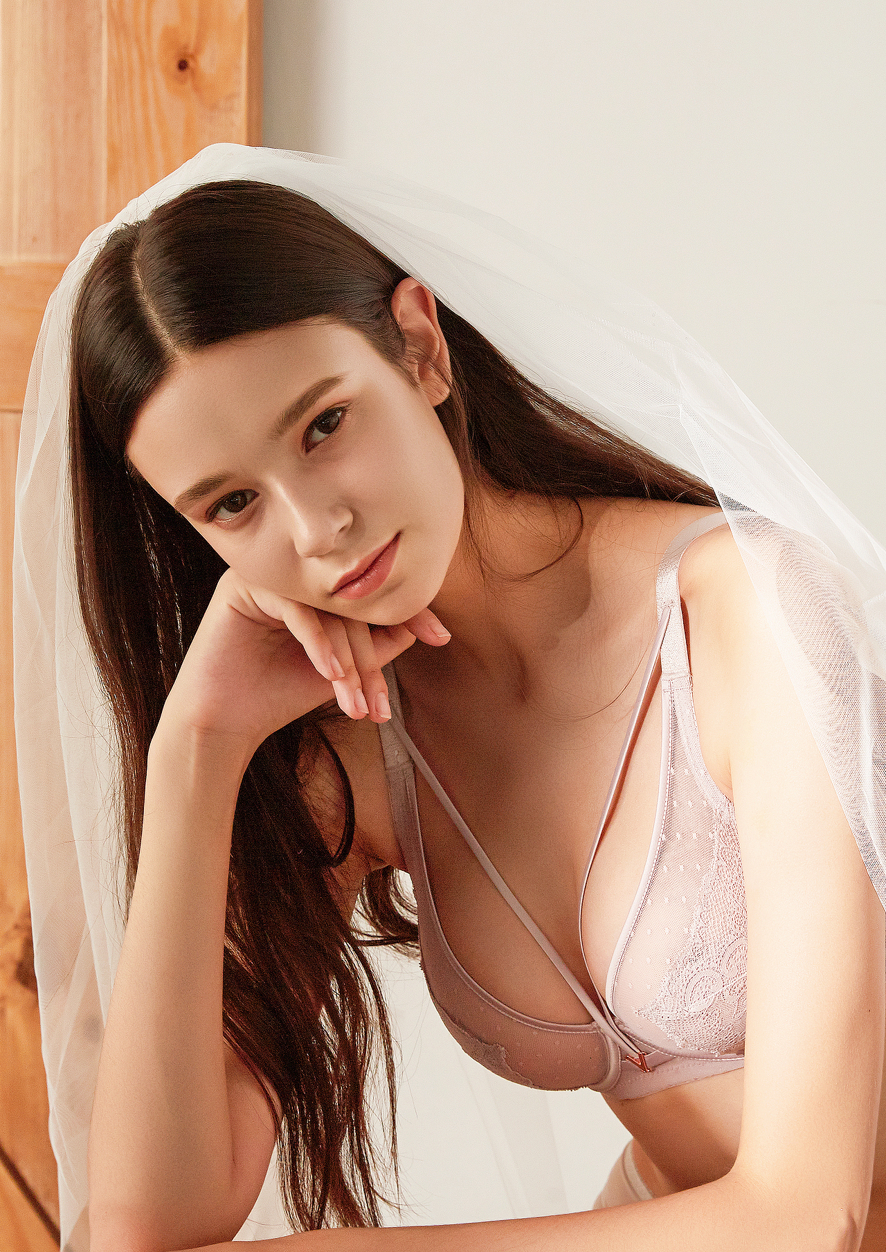 内衣拍摄 | MISSCHIC文胸（图ZMjI4NjkzMTgw） - 人像摄影 - 站酷设计师概念视觉原创素材 - 站酷ZCOOL