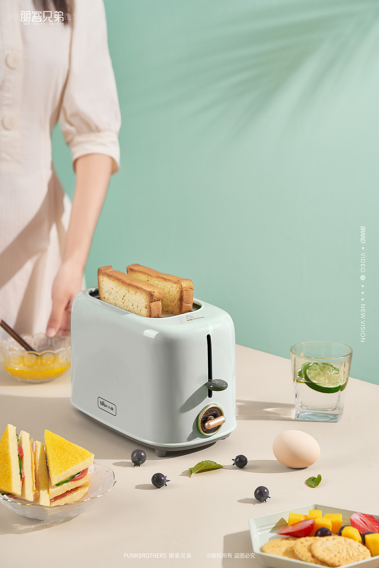 家电摄影▕ 面包机 X 朋客兄弟（图ZMjkwNjU4NTUy） - 产品摄影 - 站酷设计师朋客兄弟产品摄影原创素材 - 站酷ZCOOL