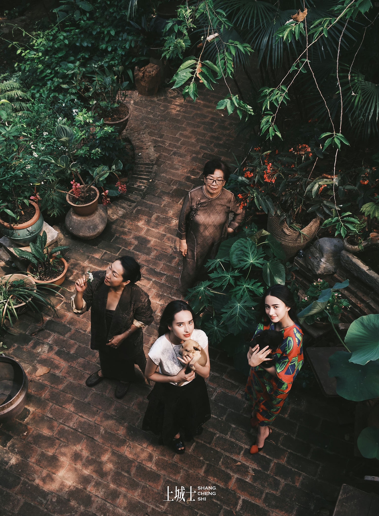 修修图 杂志（图ZMzQyNjQ2Mjk2） - 修图/后期 - 站酷设计师布鲁斯盖伊原创素材 - 站酷ZCOOL