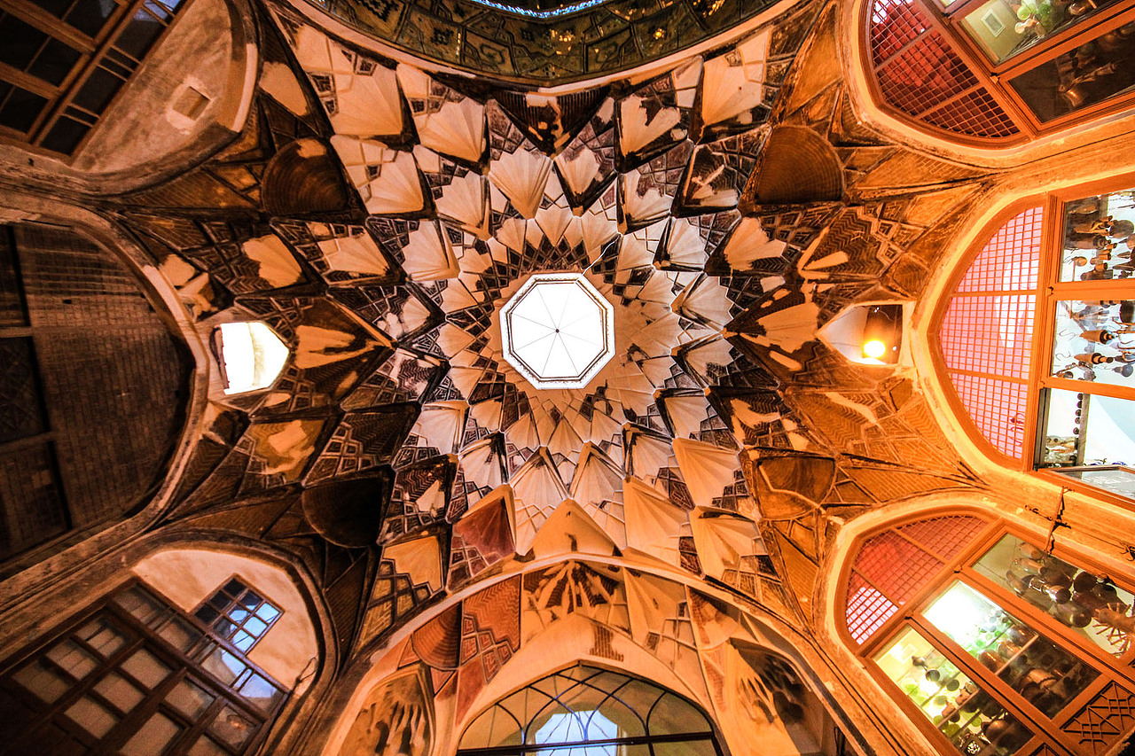 2014/09 伊朗/卡尚
卡尚老城大巴扎华丽的穹顶