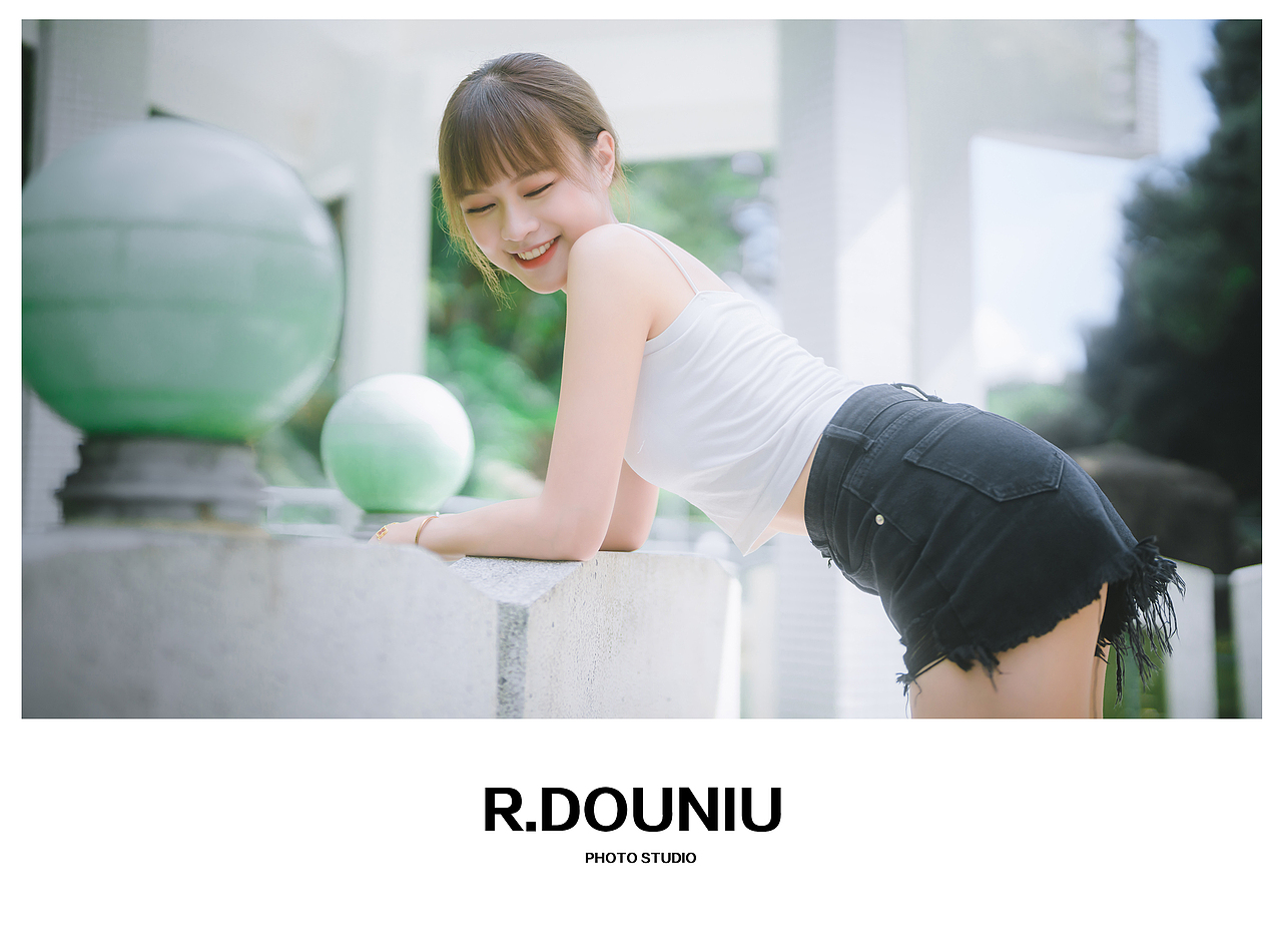 等了快半个月才有那么一点阳光#反季节#美女（图ZMjg1MzgwNTQw） - 人像摄影 - 站酷设计师R豆妞摄影原创素材 - 站酷ZCOOL