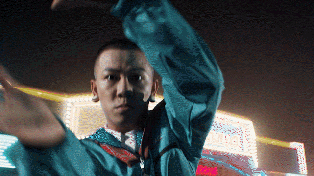 轻量级智能颈椎按摩仪 | GIC ✖ foodography