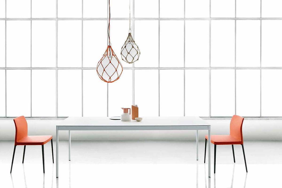 呈现具有辨别力的卓越设计 意大利DESALTO进口家具