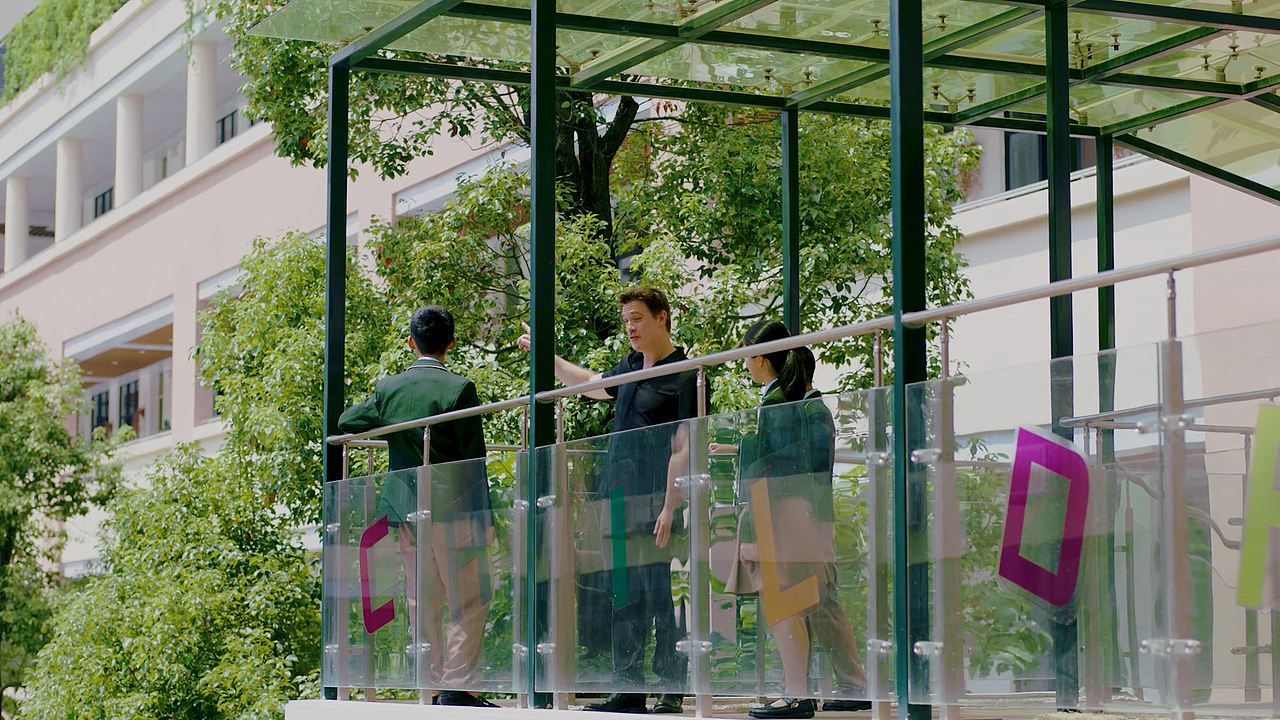 深圳龙岗外国语