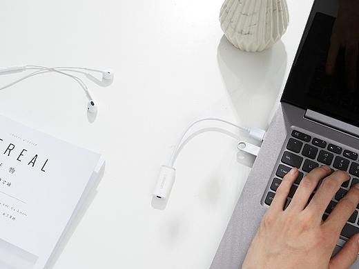 ugreen电脑声卡转接