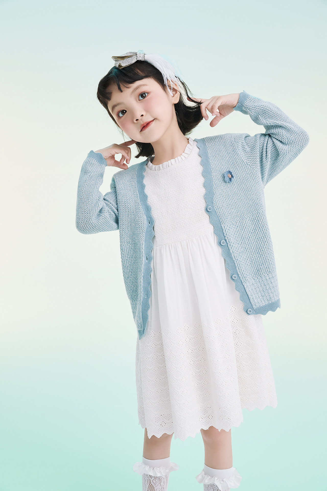 与春⾊的契合/⼥孩的⼩花园