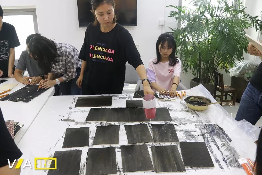 孙逊派格工作室一番艰苦奋斗的身影——VA艺术留学（图ZMTI3MzQyMDY0） - 其他 - 站酷设计师VA国际艺术教育原创素材 - 站酷ZCOOL