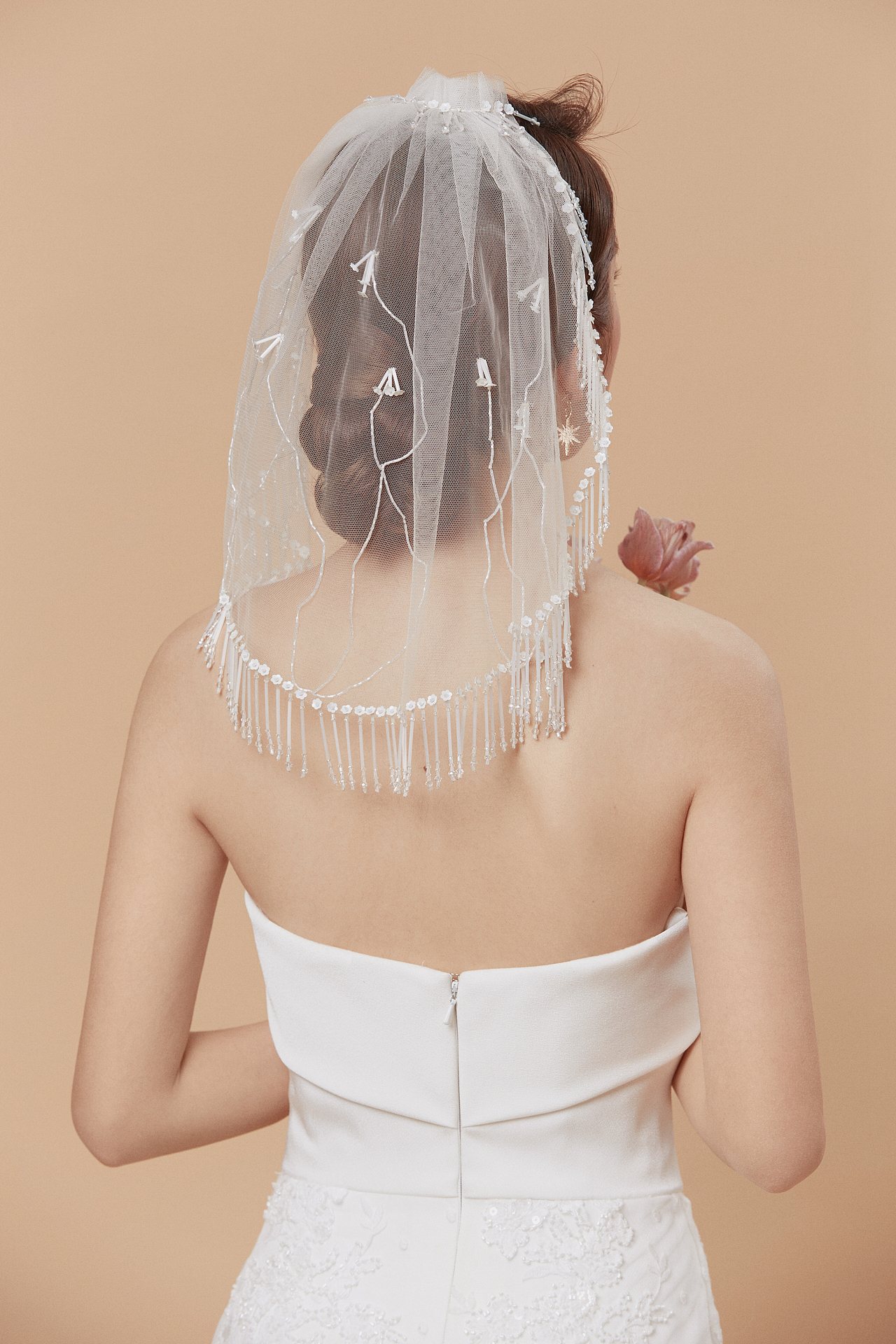 你的眼眸|Photo By Louise路君（图ZMTU2Mzg5Mjg0） - 人像摄影 - 站酷设计师luran7原创素材 - 站酷ZCOOL