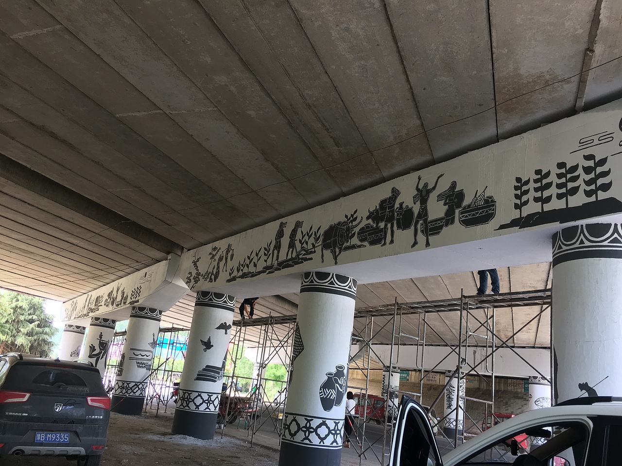 桥梁柱子墙绘美化