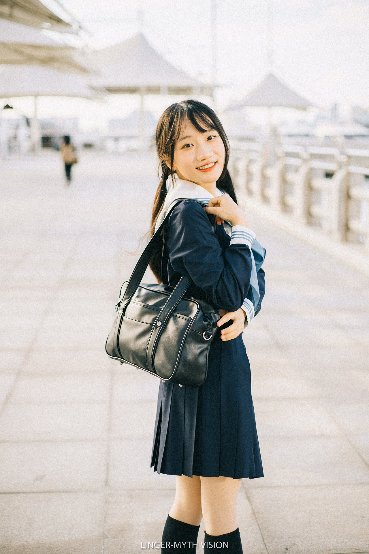 授業が終わるのを待っています（图ZMjgxNzYzMjI0） - 人像摄影 - 站酷设计师流光糜苏原创素材 - 站酷ZCOOL