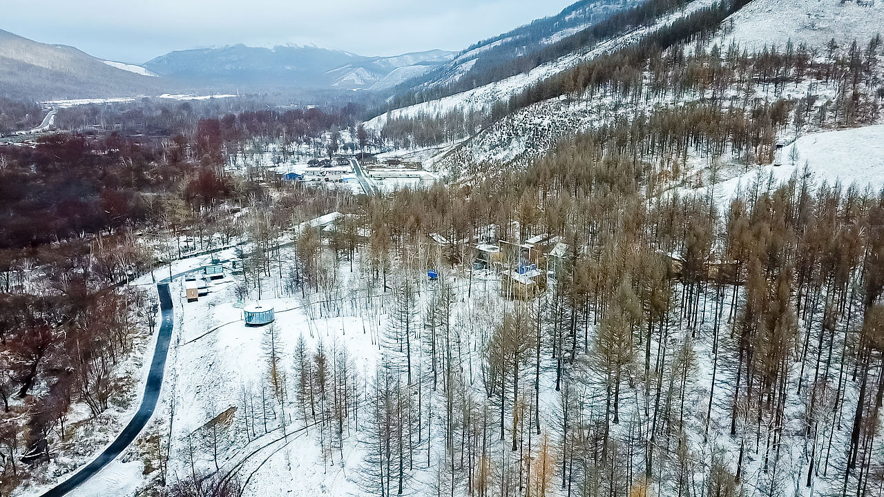 未来旅居新网红丨住在风景里的高科技治愈系民宿(图ZMjU1NjM1MzU2) - 酒店餐饮设计 - 站酷设计师地球仓原创素材 - 站酷ZCOOL