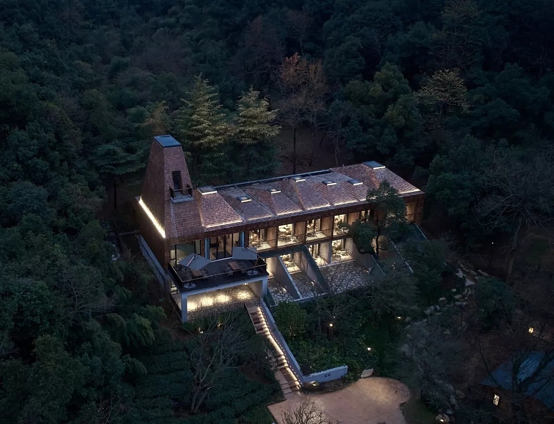 一览居,山谷中的守望