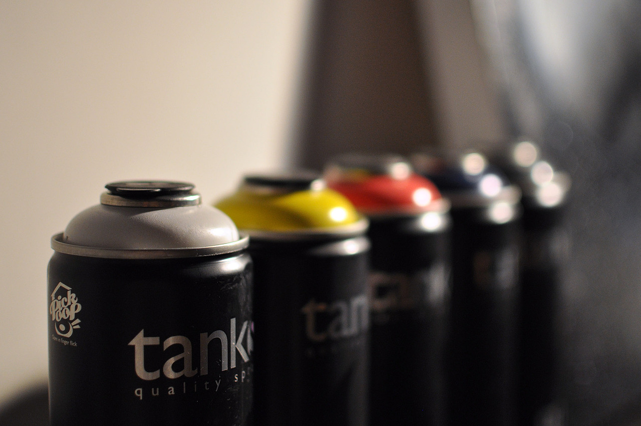 喷漆是tankos的专业手摇涂鸦喷漆.