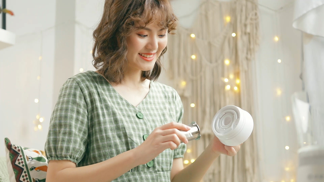 灵檬便捷奶茶机主图视频|奶茶机广告|奶茶机广告TVC（图ZMjMyNDIxMTg0） - 短片 - 站酷设计师光影在线影视原创素材 - 站酷ZCOOL