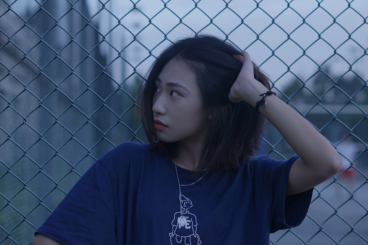 人像摄影 | 那一刻__那么慢.那么美🍁（图ZMjczNDg5MTIw） - 人像摄影 - 站酷设计师阿斤的世界原创素材 - 站酷ZCOOL