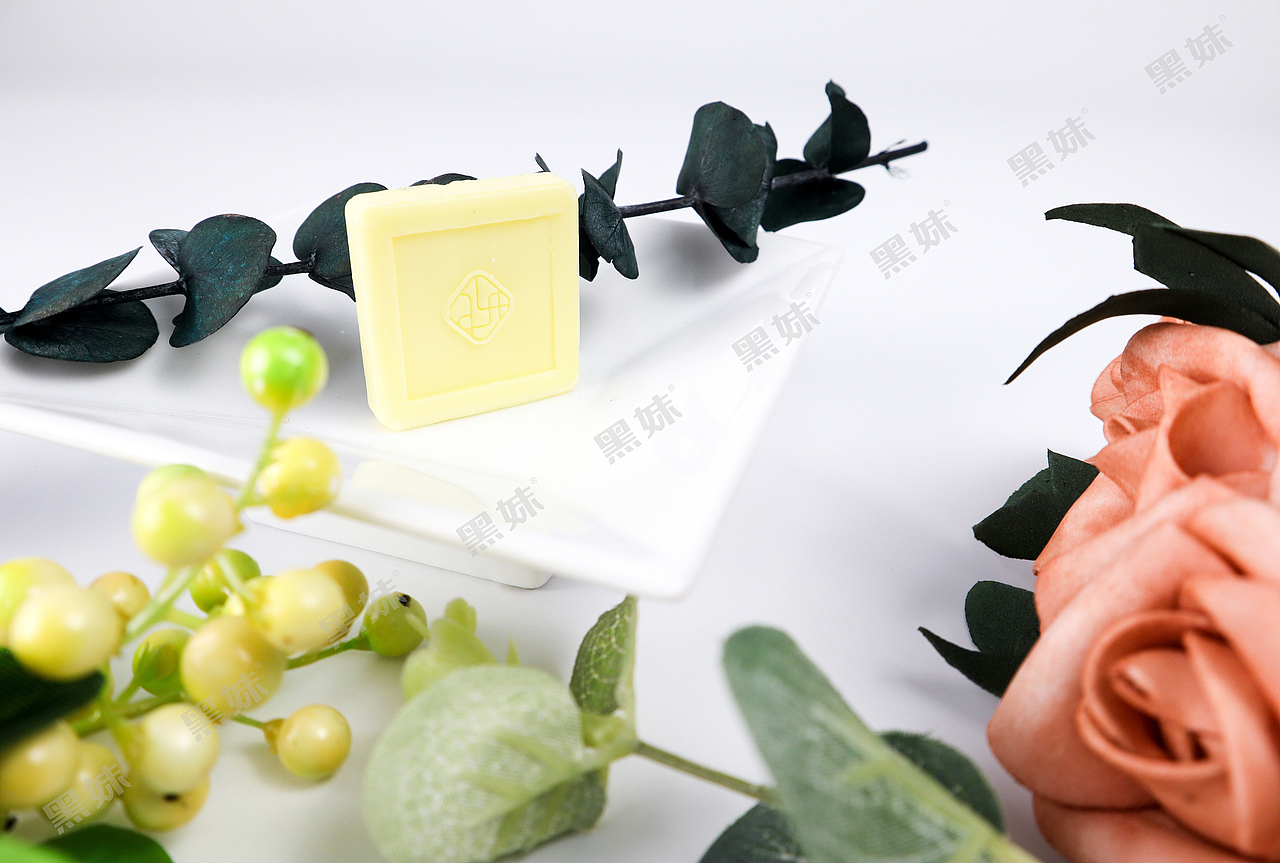 洲际皇冠假日酒店客房套装广告平面图（图ZMTk3OTMxMDI0） - 宣传物料 - 站酷设计师Z86856793原创素材 - 站酷ZCOOL