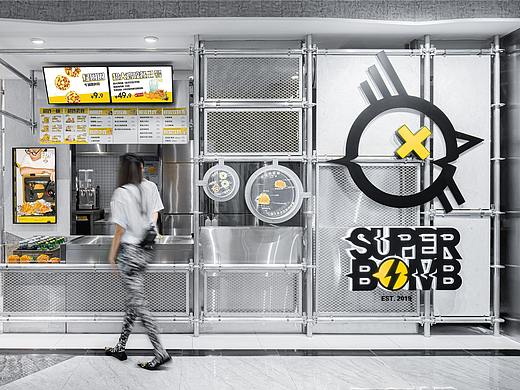 炸场SUPERBOMB潮牌塑造