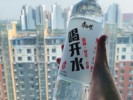 康师傅喝开水-自拍图