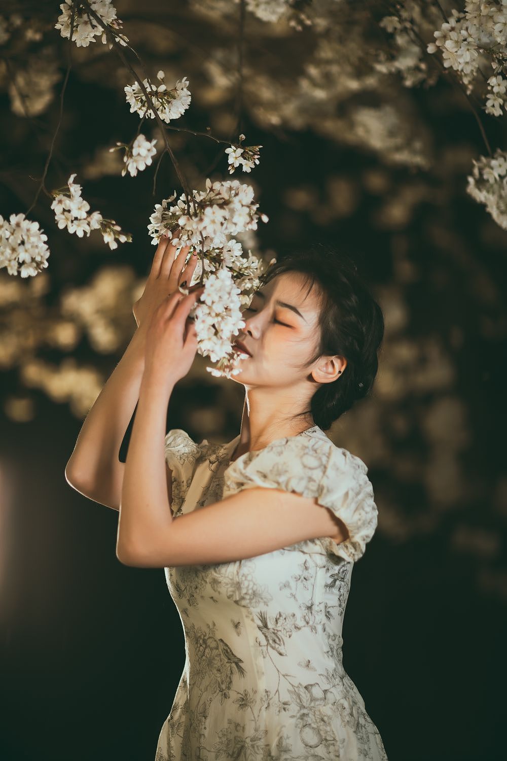 山櫻如雪 紅顏易消（圖ZMzM1OTU5MzQw） - 人像攝影 - 站酷設(shè)計(jì)師大鵬映象原創(chuàng)素材 - 站酷ZCOOL