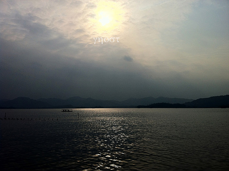 夕阳下的西湖