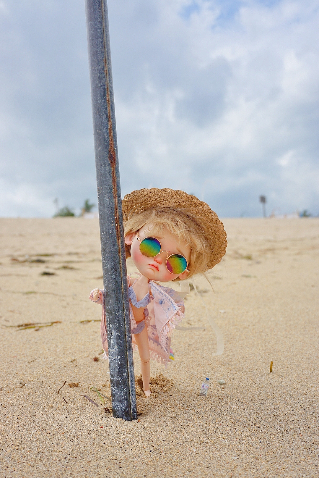 小葵:    再见了小白
小白:    天涯海角也许还会相遇