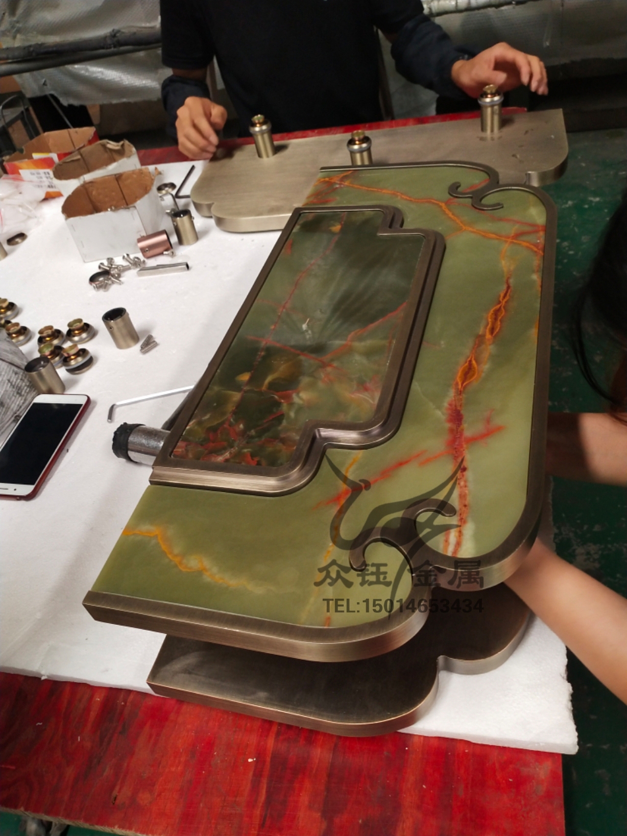 纯天然玉石大拉手