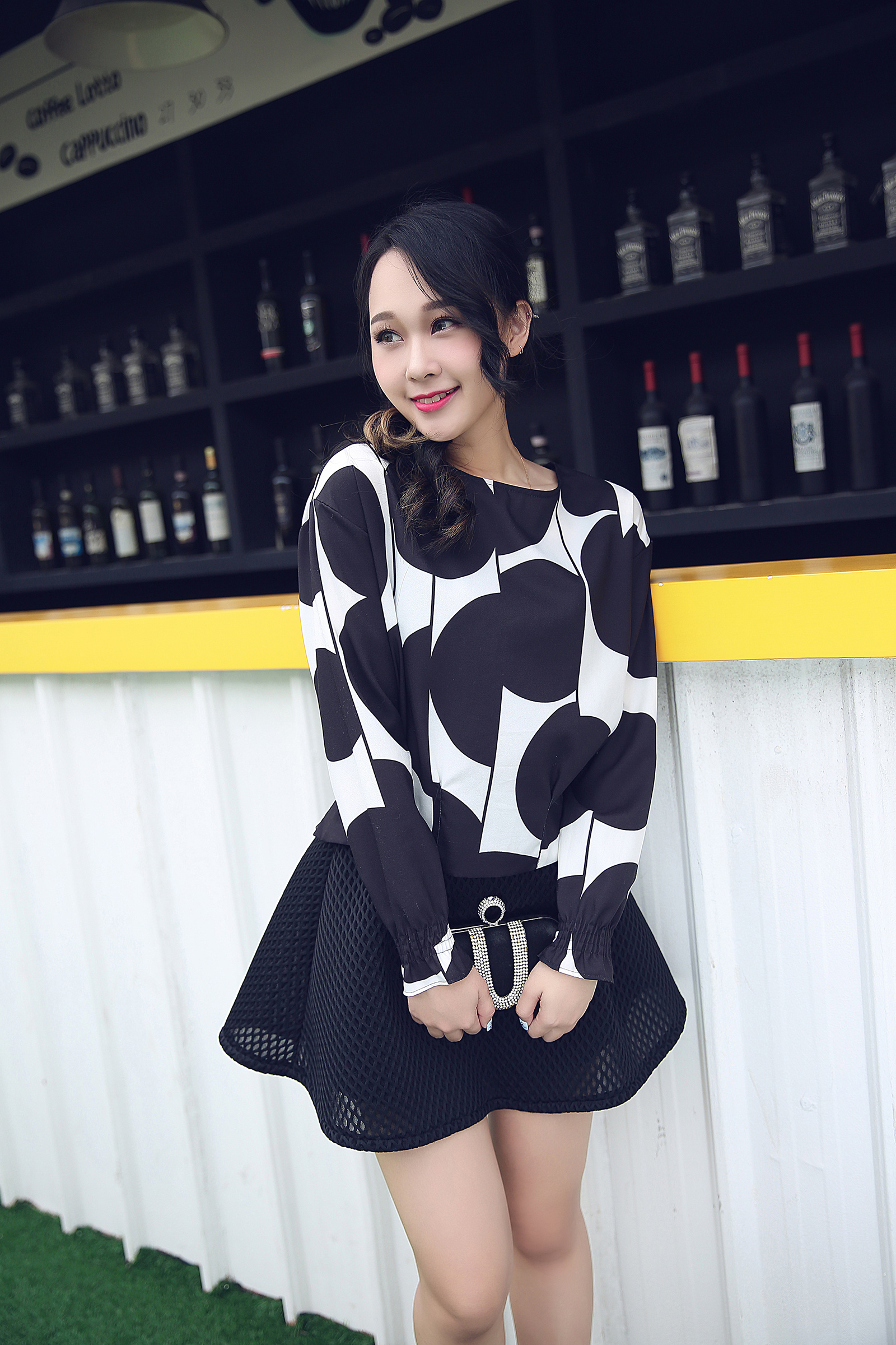 淘女郎淘宝摄影 女装模特服装拍摄网红店主风自拍网店 产品服装模特