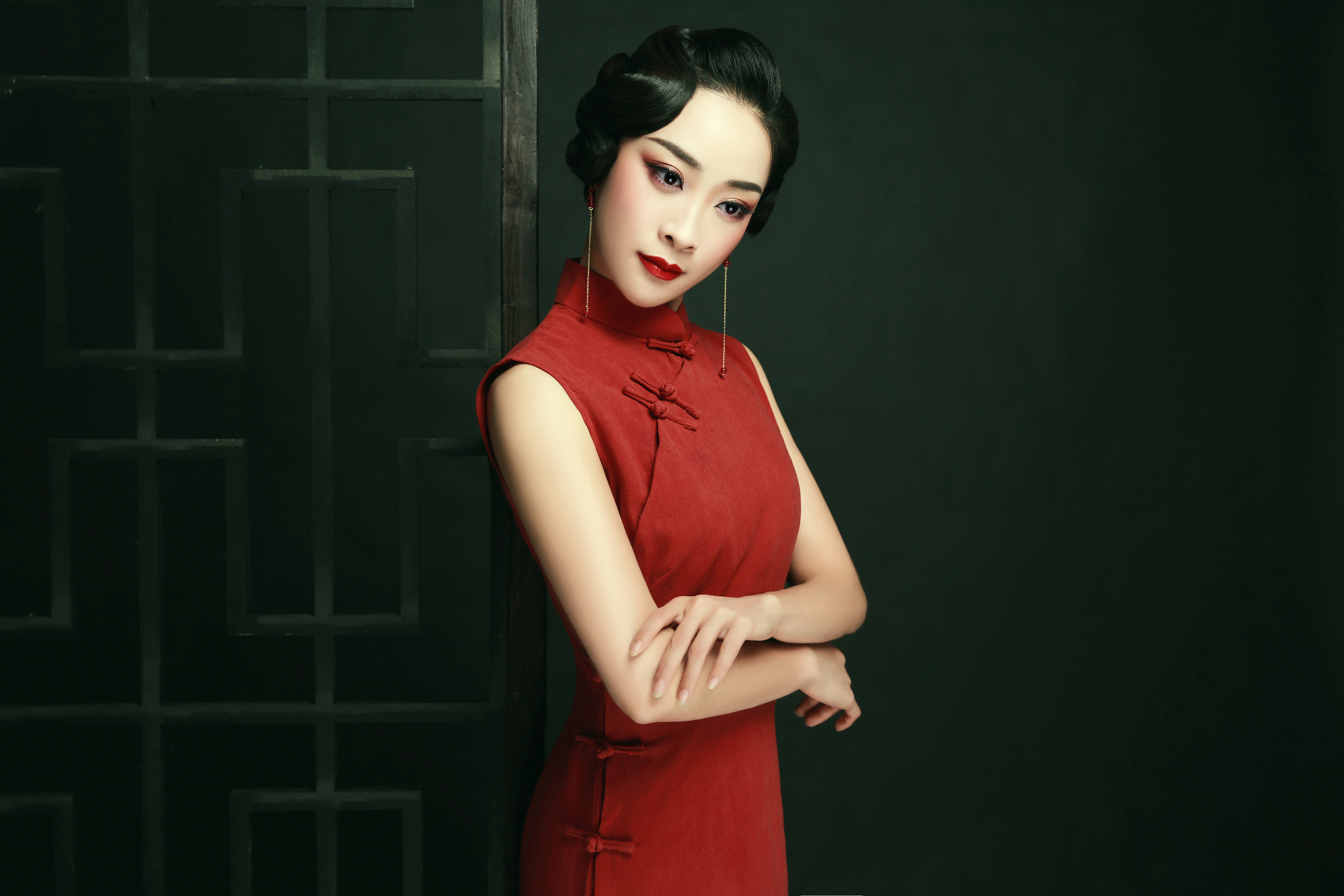 旗袍系列-1 思红语|摄影|人像摄影|拍照的木头 - 原创作品 - 站酷