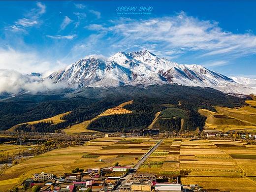 走进祁连神山之王-阿咪东索
