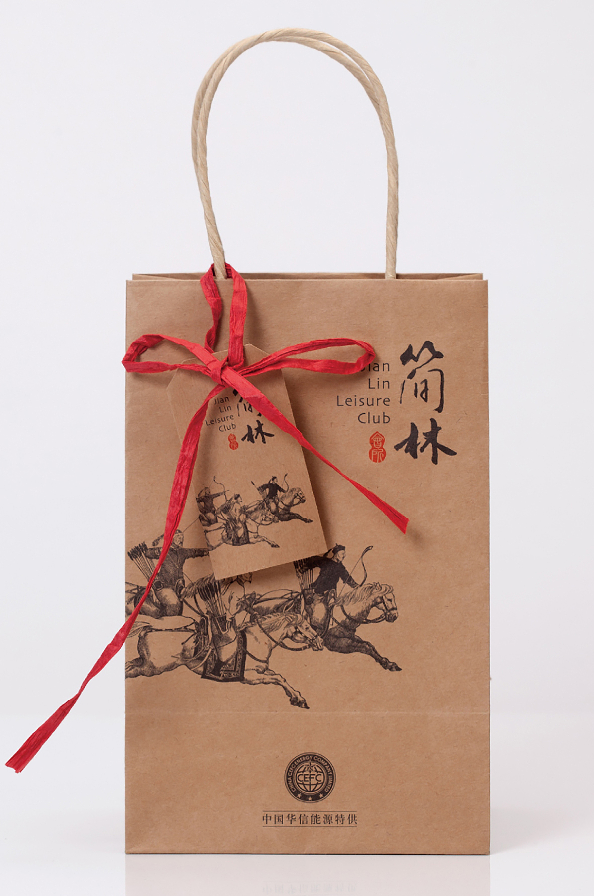 他被誉为“大陆陈幼坚”，用设计征服无数国际客户（图ZMTc4MjkzOTU2） - 品牌 - 站酷设计师喜鹊战略原创素材 - 站酷ZCOOL