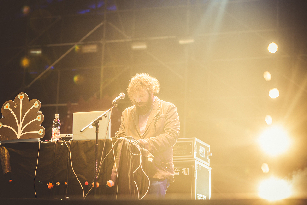 深圳草莓音乐节（图ZMTY0MjEzOTI=） - 人像摄影 - 站酷设计师凹凸蜀黍原创素材 - 站酷ZCOOL