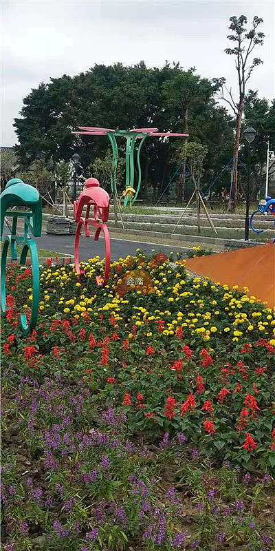 动感单车雕塑_公园户外主题性运动雕塑【安装案例】