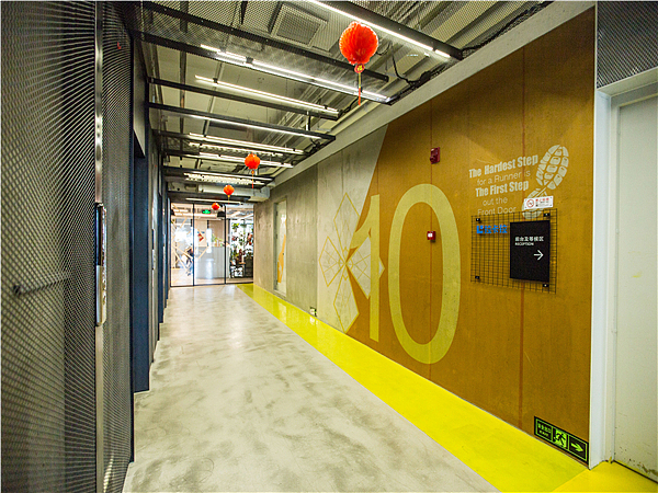 拉卡拉智能POS为商家收款带来了便利