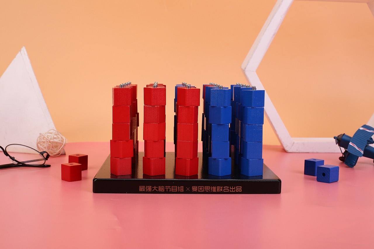 最强大脑“重力四子棋”益智玩具产品设计(图ZMzEwNzQ3NzUy) - 玩具 - 站酷设计师李七寸原创素材 - 站酷ZCOOL