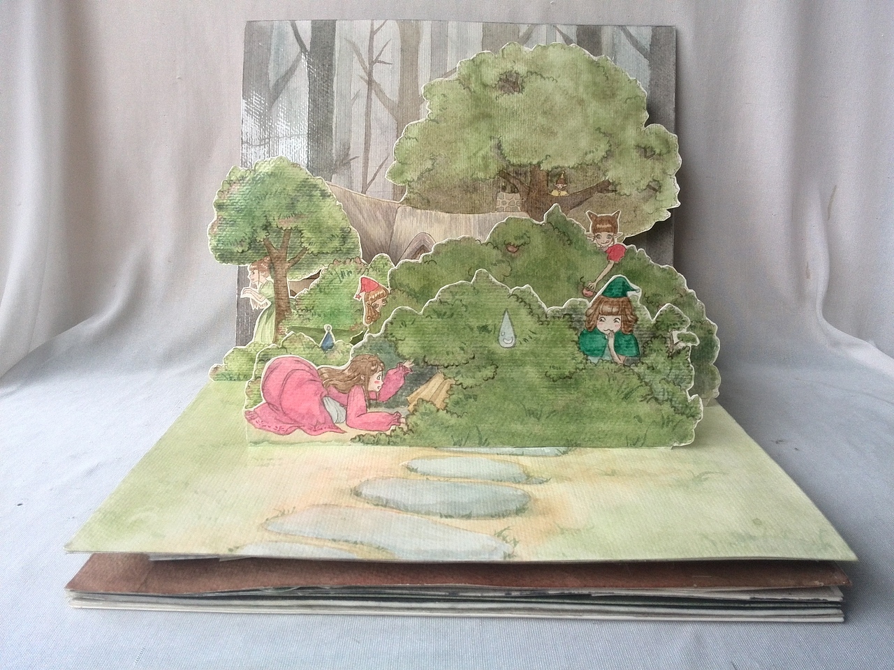 《睡美人》立体绘本（图ZMTAxNjMzMTIw） - 绘本 - 站酷设计师夜诗吟原创素材 - 站酷ZCOOL