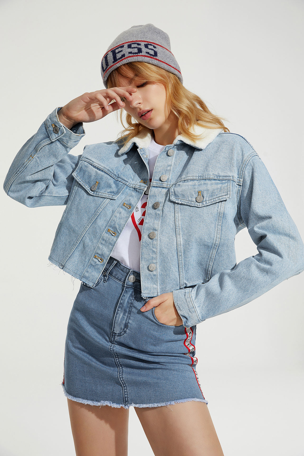GUESS · 19 A/W LOOKBOOK（图ZMjI2MzM3NTY0） - 人像摄影 - 站酷设计师欢迎来到沙之家原创素材 - 站酷ZCOOL