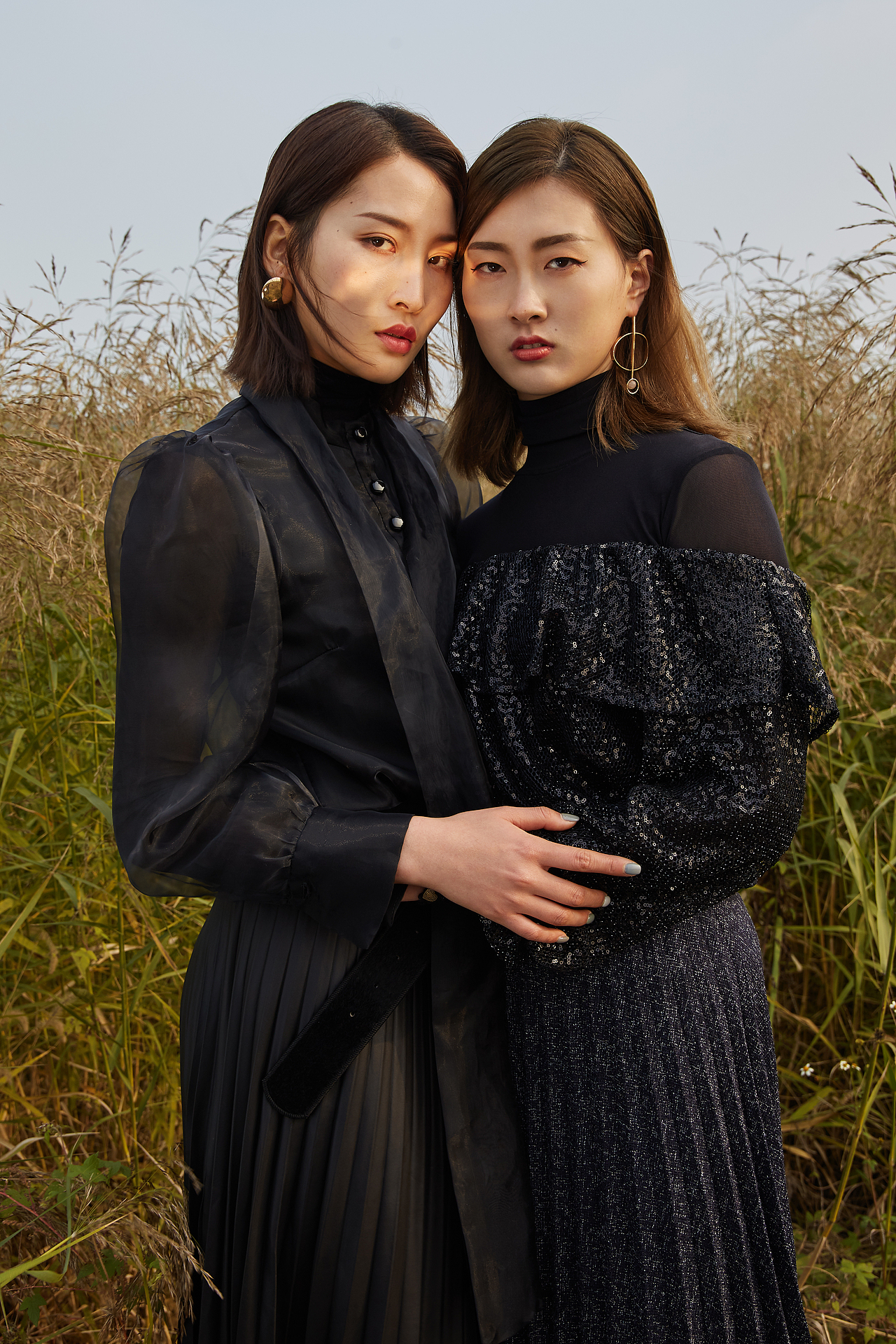double girl（图ZMTYwMDEyNjg0） - 人像摄影 - 站酷设计师YANGZIPHOTO原创素材 - 站酷ZCOOL