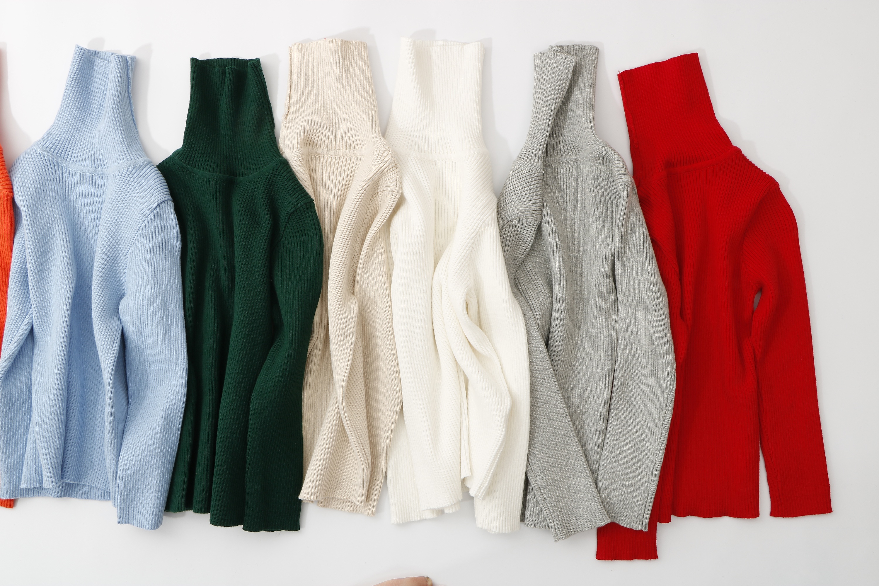 高领毛衣平铺拍摄