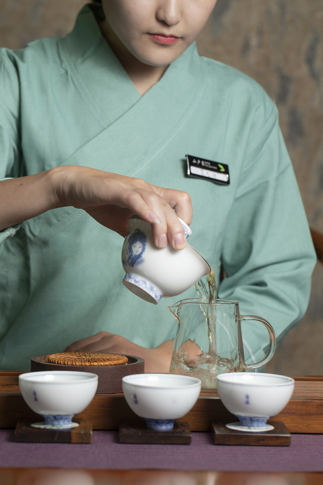 茶艺展示－－苏州美食拍摄（图ZMTY4MjA1MzEy） - 人像摄影 - 站酷设计师龙湫传媒原创素材 - 站酷ZCOOL
