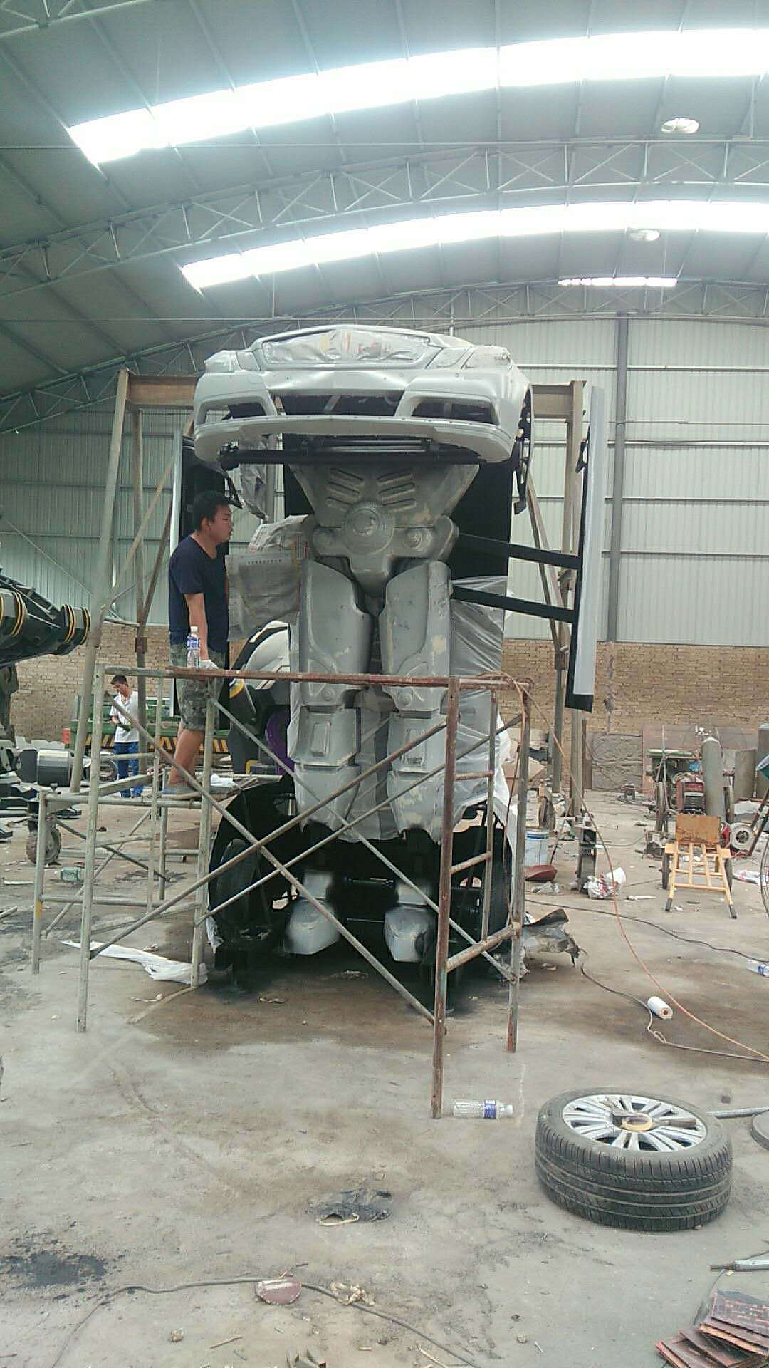 汽車變形機(jī)器人（innfos）（圖ZMTI3MTAwNjE2） - 人機(jī)交互 - 站酷設(shè)計(jì)師層樓誤少年原創(chuàng)素材 - 站酷ZCOOL