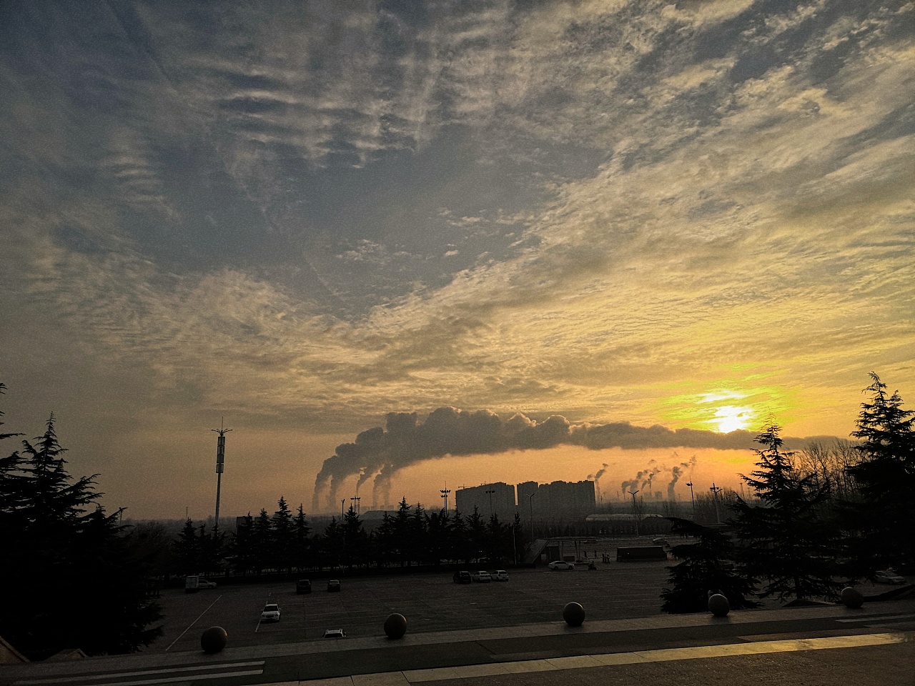 空气污染简介﹕燃煤发电厂排放的废气 | 大纪元